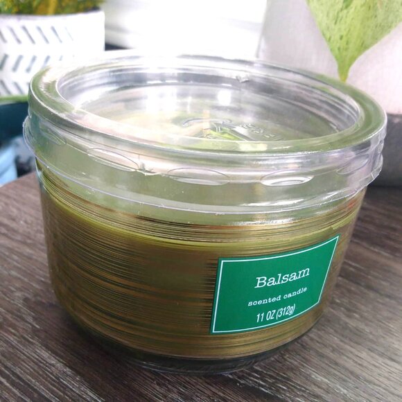 Balsam Scented Candle - Picture 4 of 7